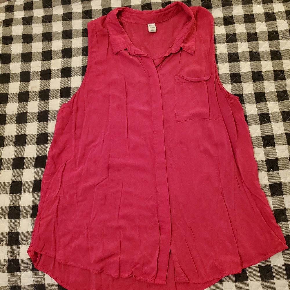Old Navy Pink XL Sleve-less Blouse